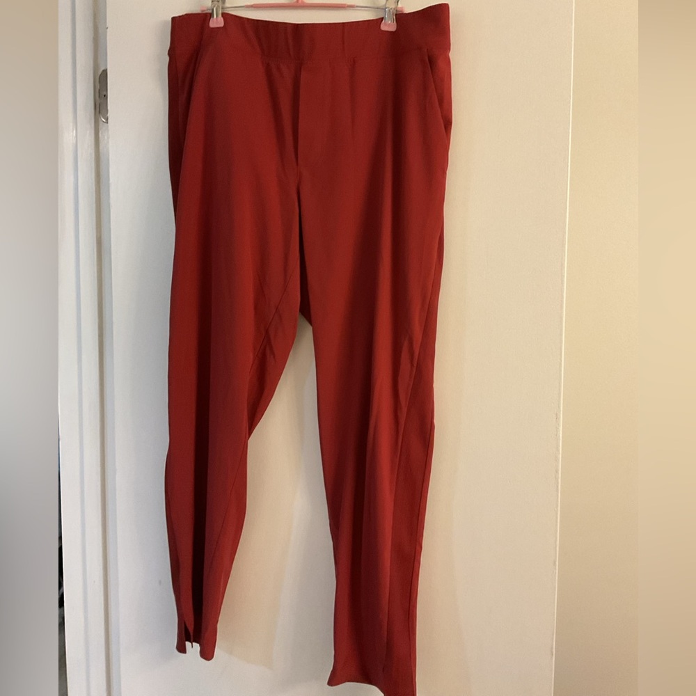 🛍️ Athleta Ankle Pants